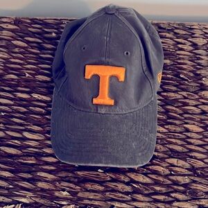 Women’s New Era University of Tennessee hat